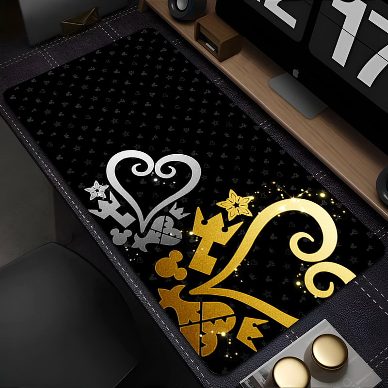 Laptop Accessories Nearby - 黒と白のアニメデスクトップマットオフィス PC ゲームアクセサリーキーボードマウスパッドラップトップ K-キングダムハーツマウスパッドゲーマーカーペット