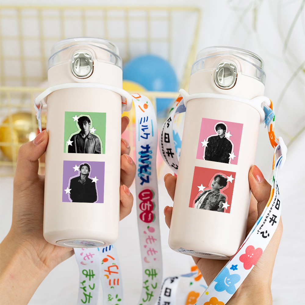 K-POP BTSスター装飾ステッカーロール 500枚 DI - Laptop Accessories And Parts のレビューと価格