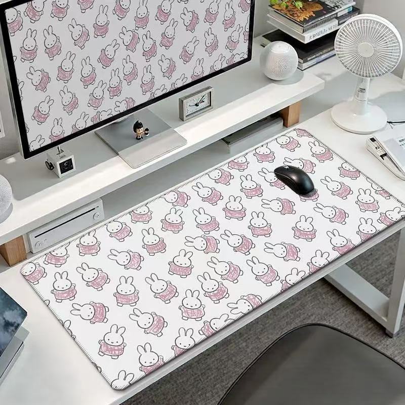 かわいいミッフィーうさぎの大型マウスパッド、カワイイバニーヘ - Laptop Accessories Headphones のレビューと価格